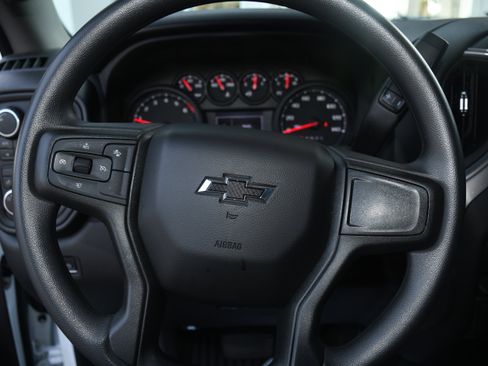 Used 2025 Chevrolet Silverado 1500 Custom Trail Boss w/ Dark Appearance Package image 12