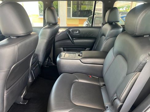 Certified 2023 Nissan Armada SL w/ Midnight Edition Package AWD/4WD image 9