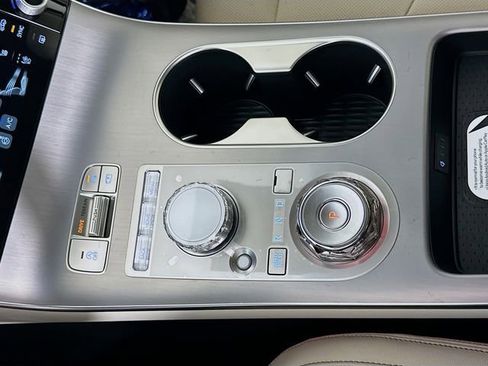 New 2026 Genesis GV70 2.5T Advanced AWD/4WD image 15