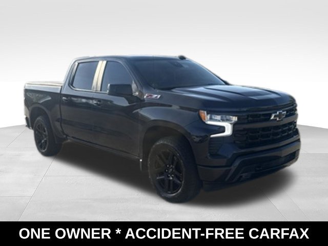 Used 2024 Chevrolet Silverado 1500 RST w/ Z71 Off-Road Package AWD/4WD image 8