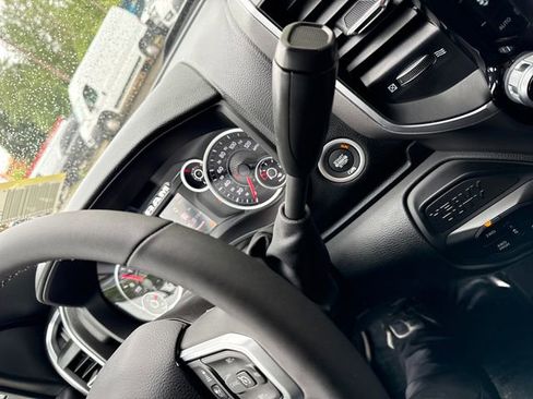 New 2026 RAM 3500 Big Horn AWD/4WD image 26