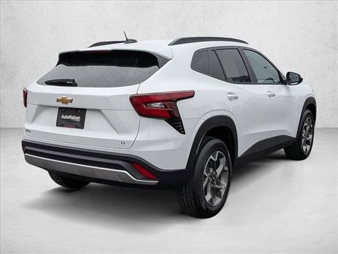 New 2026 Chevrolet Trax LT w/ Sunroof Package image 2