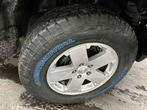 Used 2015 Jeep Wrangler Unlimited Sport image 10