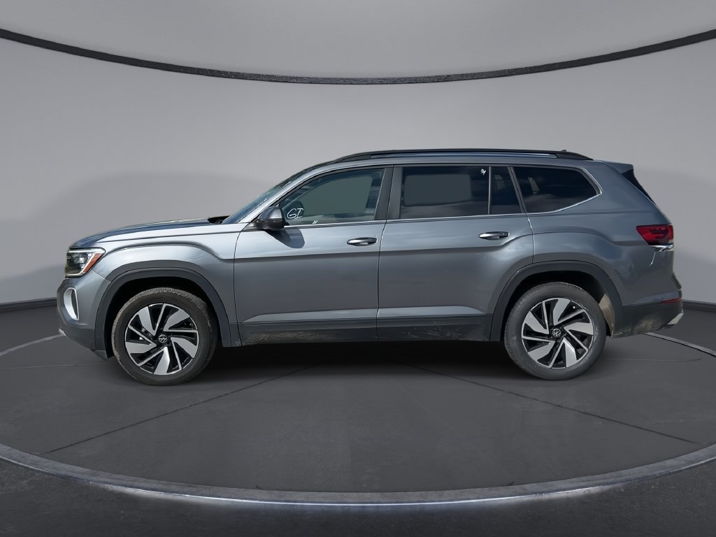 Used 2025 Volkswagen Atlas SE FWD image 5