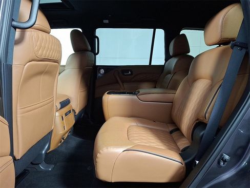 Certified 2024 INFINITI QX80 Sensory w/ All-Season Package image 13