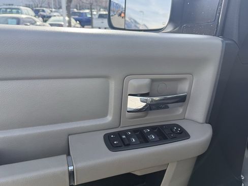 Used 2012 RAM 1500 Classic SLT w/ Remote Start & Security Group image 9