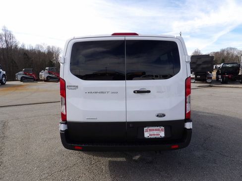 Used 2023 Ford Transit 350 XLT RWD image 6