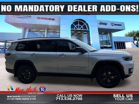 New 2025 Jeep Grand Cherokee L Altitude RWD image 1