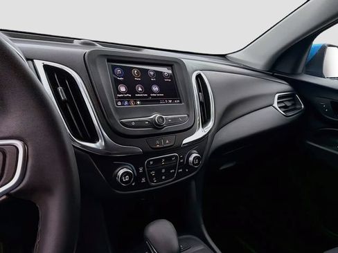 Used 2024 Chevrolet Equinox LT FWD image 26