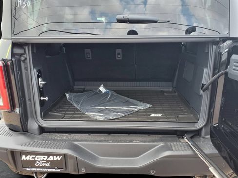 New 2026 Ford Bronco Badlands AWD/4WD image 12