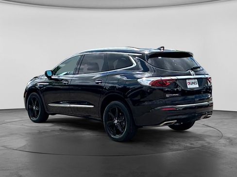 Used 2023 Buick Enclave Essence w/ Experience Buick Package AWD/4WD image 8