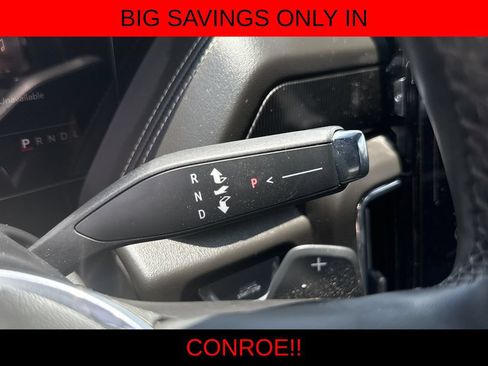 Used 2025 GMC Yukon Elevation w/ Elevation Premium Package AWD/4WD image 18
