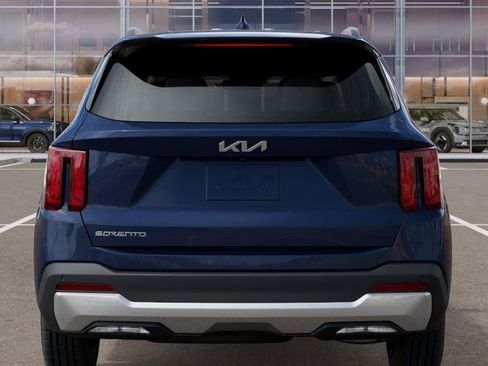New 2026 Kia Sorento S FWD image 13