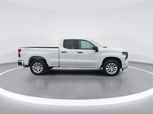 New 2026 Chevrolet Silverado 1500 Custom image 9