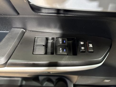 Used 2019 Toyota Tundra Limited image 13