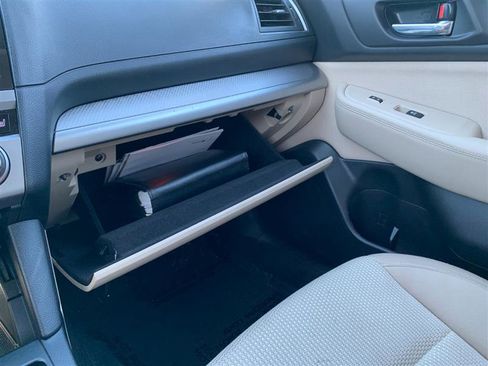 Used 2016 Subaru Outback 2.5i Premium image 33