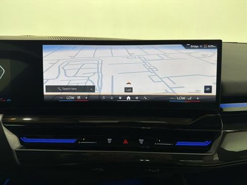Used 2026 BMW 530i xDrive w/ Premium Package AWD/4WD image 34