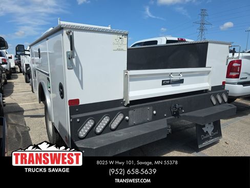 Used 2024 Ford F350 XL w/ XL Chrome Package AWD/4WD image 3