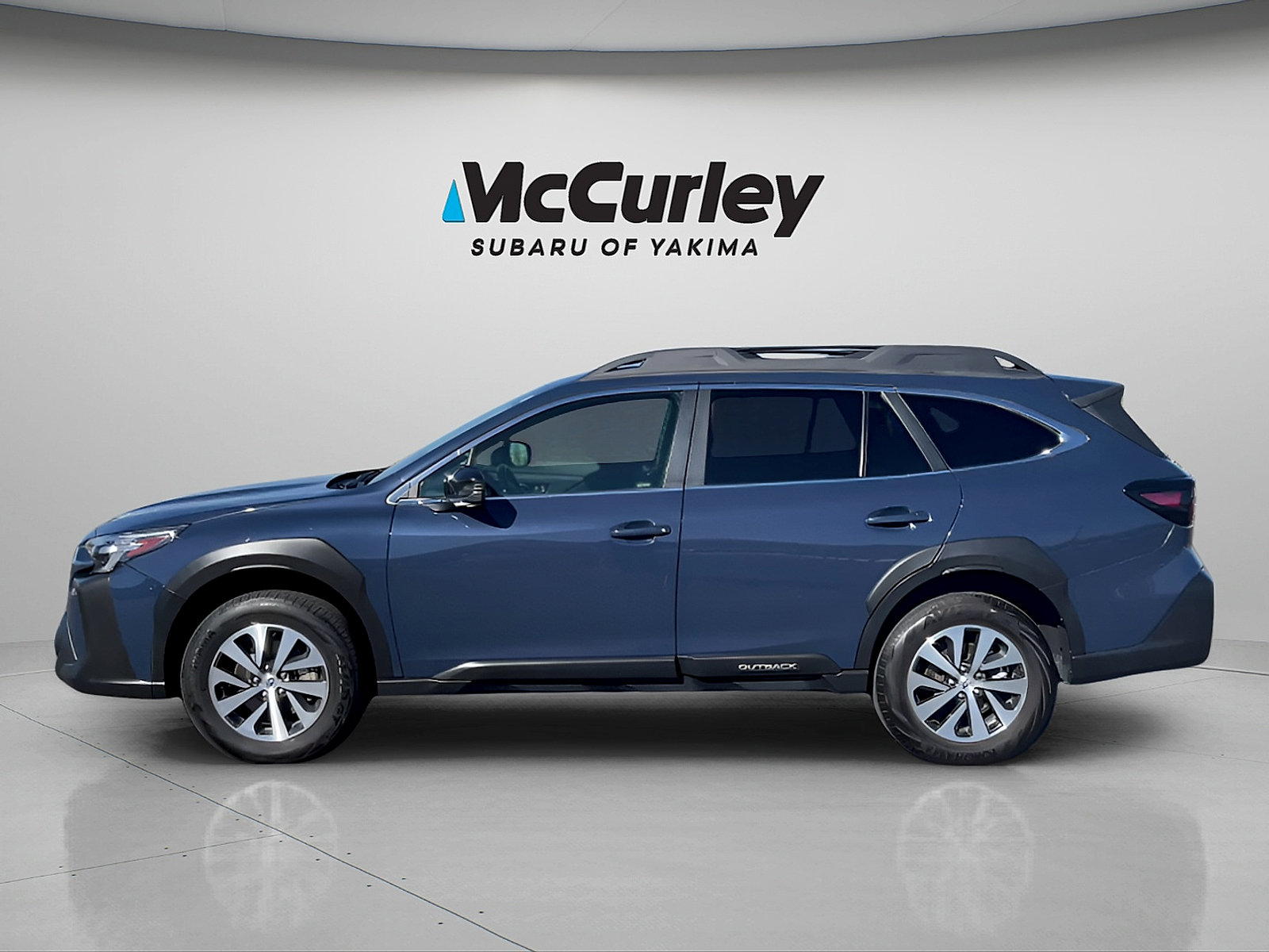Certified 2024 Subaru Outback Premium w/ Popular Package #1 AWD/4WD image 8