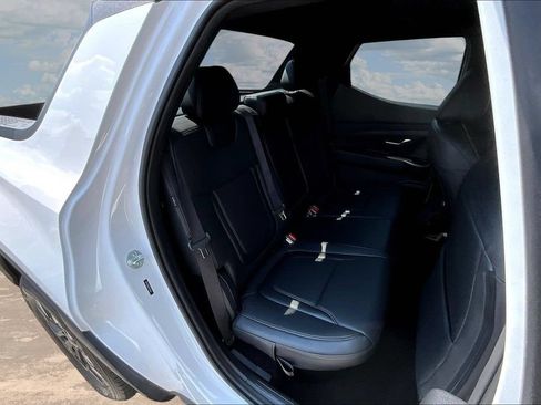 Used 2025 Hyundai Santa Cruz SEL FWD image 28