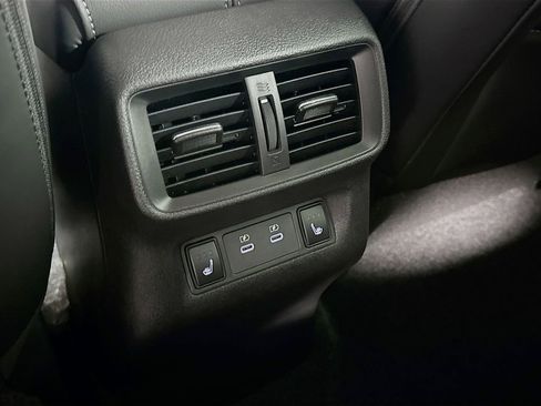 Used 2025 Nissan Murano Platinum w/ Cargo Package image 34