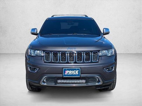 Used 2017 Jeep Grand Cherokee Limited image 2