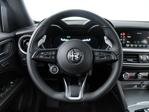 New 2025 Alfa Romeo Stelvio Sprint image 20