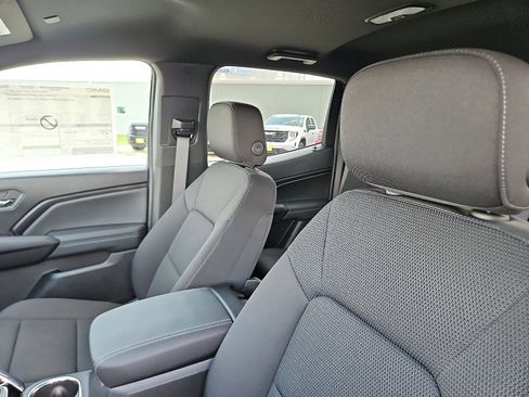 New 2026 GMC Canyon Elevation w/ Convenience Package RWD image 12