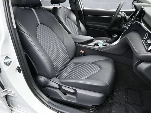 Used 2024 Toyota Camry SE FWD image 46
