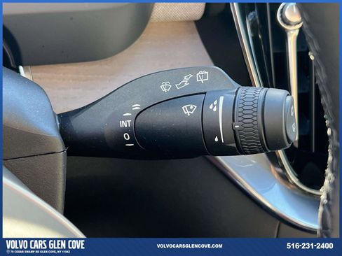 Used 2026 Volvo XC90 B6 Plus w/ Protection Package Premier image 25