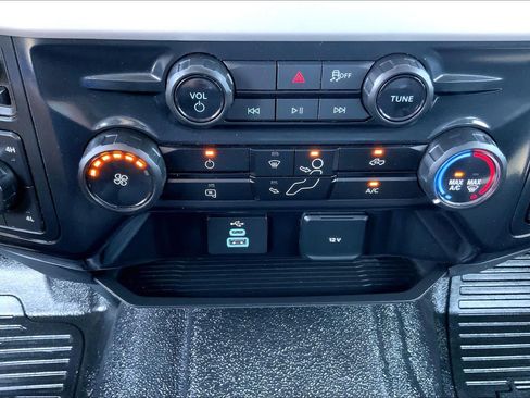 Used 2025 Ford F250 XL AWD/4WD image 34