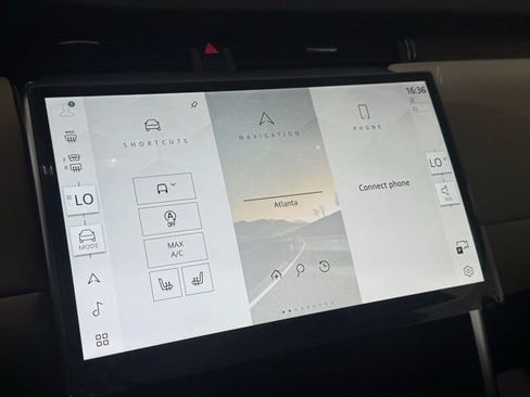 New 2025 Land Rover Discovery Sport S image 33