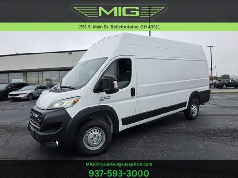 Used 2024 RAM ProMaster 3500 w/ Delivery Van Package image 1