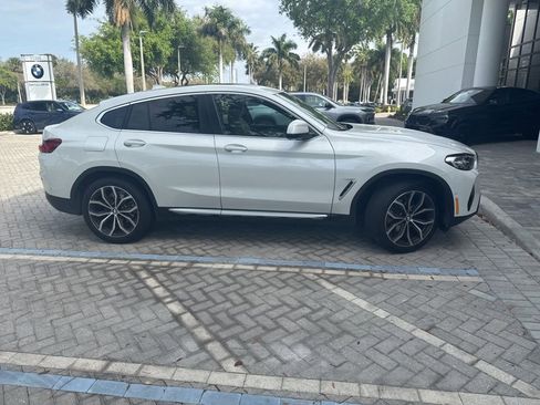 Used 2023 BMW X4 xDrive30i w/ Premium Package image 18