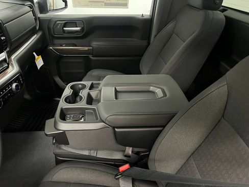 New 2026 Chevrolet Silverado 3500 LT w/ Convenience Package image 26