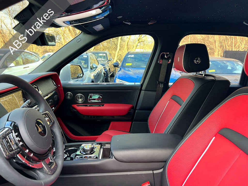 Used 2022 Rolls-Royce Cullinan Black Badge AWD/4WD image 15