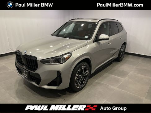 Used 2025 BMW X1 xDrive28i w/ Premium Package AWD/4WD image 1