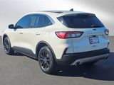 Used 2020 Ford Escape SE image 3