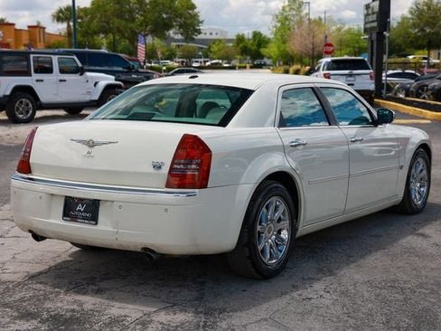 Used 2006 Chrysler 300 C w/ Protection Group II RWD image 14