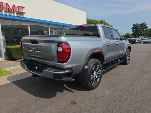 Used 2025 GMC Canyon AT4 AWD/4WD image 3