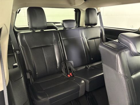 Used 2024 Ford Expedition Max XLT image 44