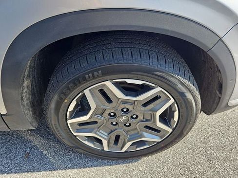 Used 2023 Hyundai Santa Fe Limited image 15