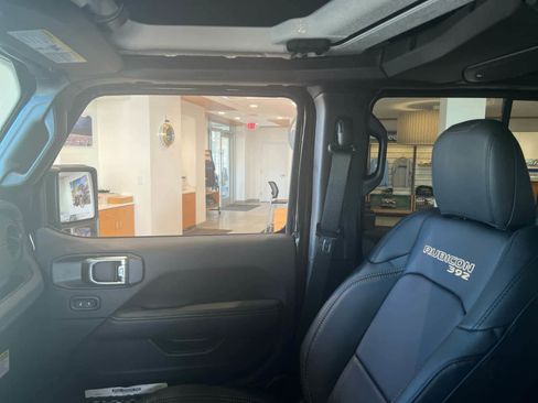 New 2025 Jeep Wrangler Unlimited Rubicon 392 image 36