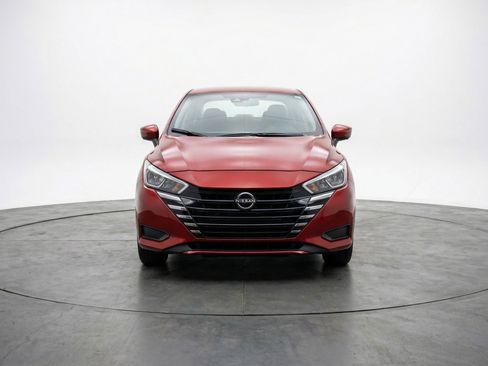 Used 2025 Nissan Versa SV FWD image 2