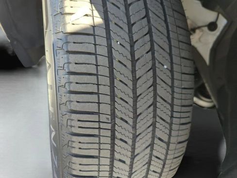 Certified 2024 Nissan Rogue SL image 50