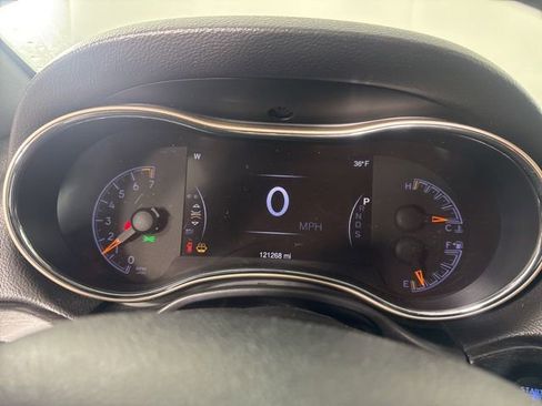 Used 2014 Jeep Grand Cherokee Laredo w/ Security & Convenience Group image 34