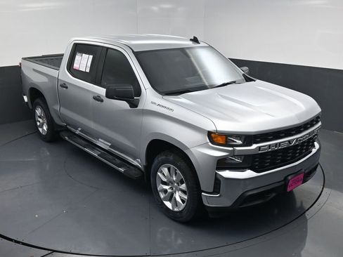 Used 2022 Chevrolet Silverado 1500 Custom image 11