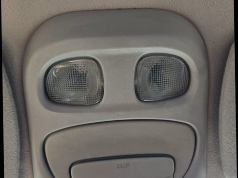 Used 2003 Dodge Dakota SLT image 24