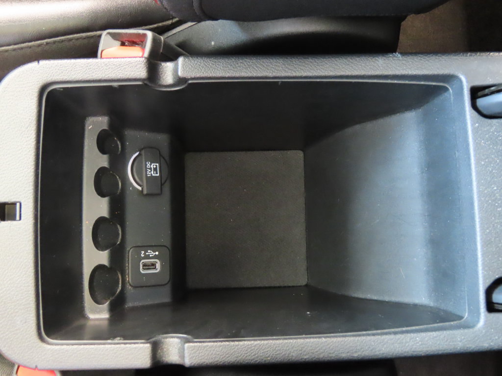 Used 2019 Jeep Cherokee Latitude Plus AWD/4WD image 57