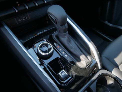 New 2026 Chevrolet Colorado Trail Boss AWD/4WD image 9